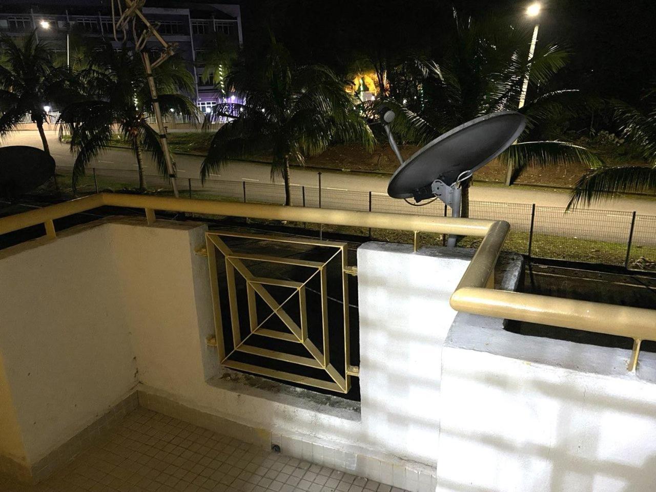 Purnama Homestay At Oceanview Resort Port Dickson Exterior foto